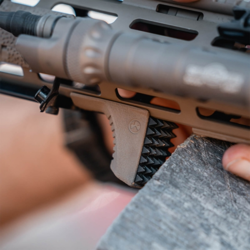 Load image into Gallery viewer, Magpul Barricade Stop – M-LOK, FDE | FWGC
